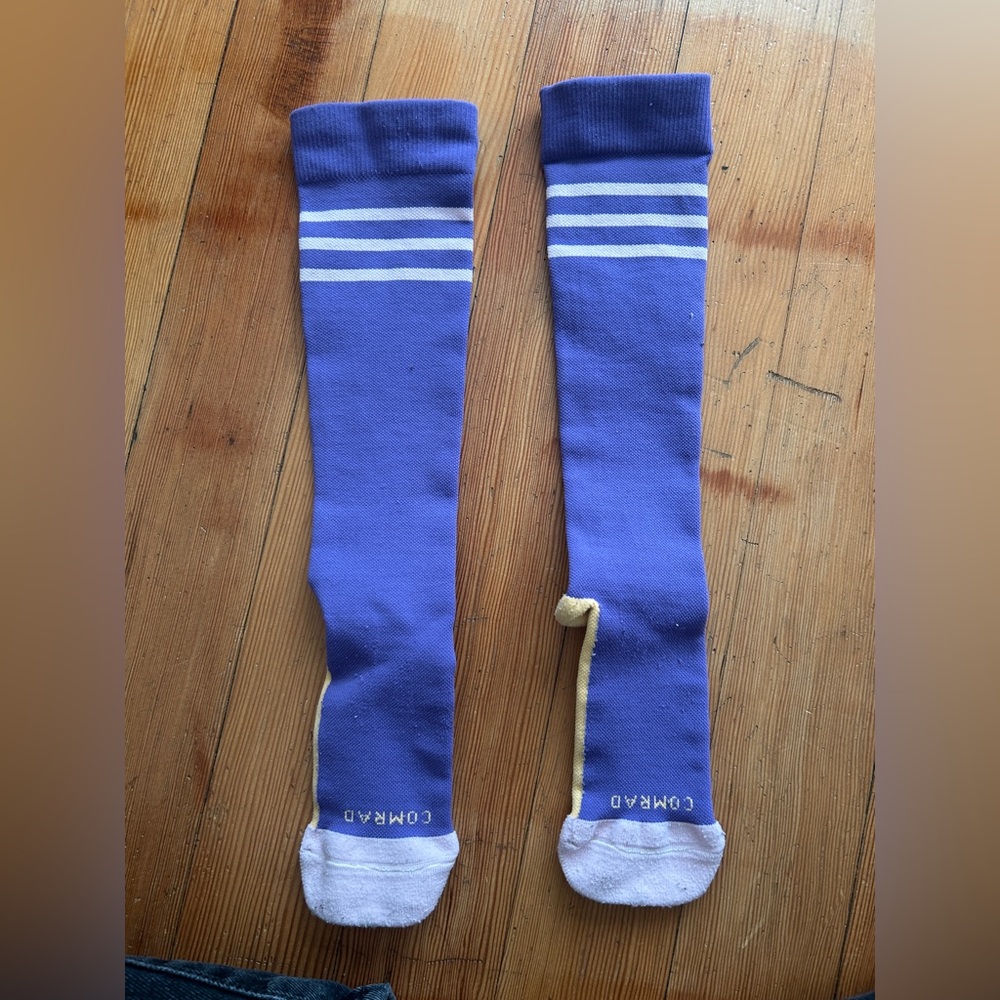 comrad purple socks